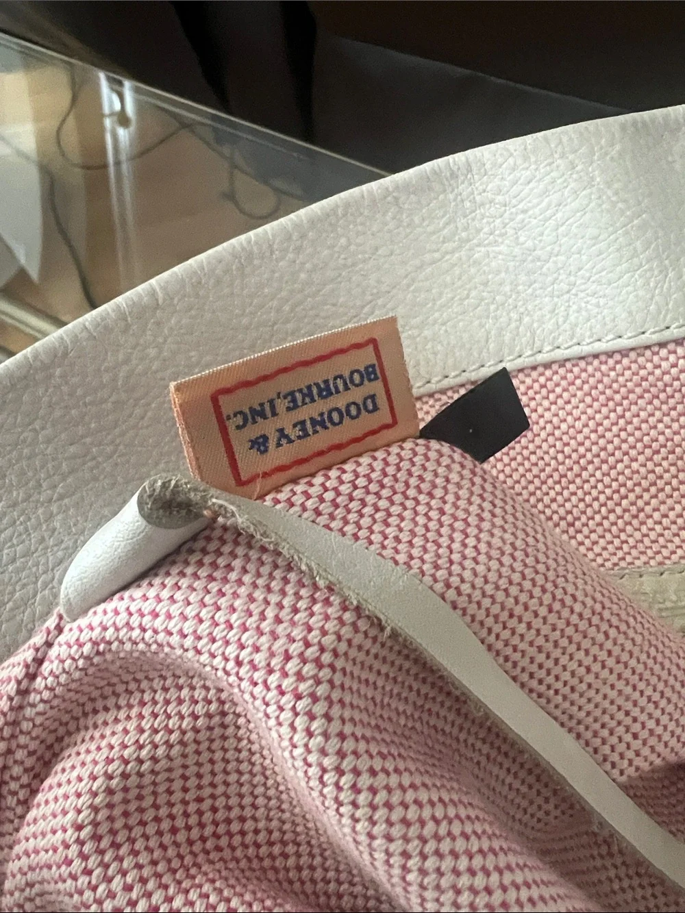 Dooney & Bourke Cream Leather Shoulder Hobo fair condition
